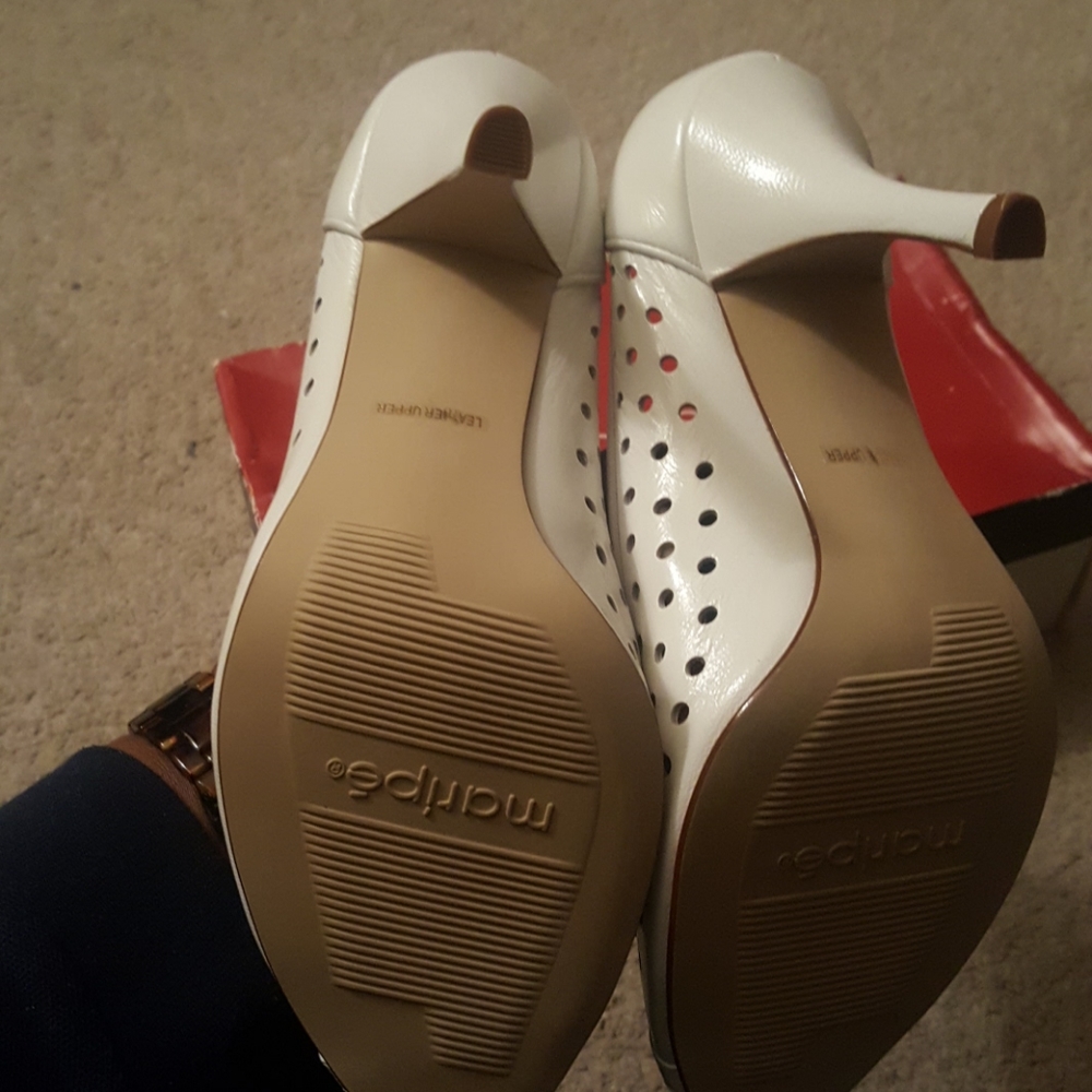 Shoes - Picture 2 of 3